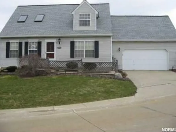 14526 Cross Creek Ln #11, North Royalton, OH 44133