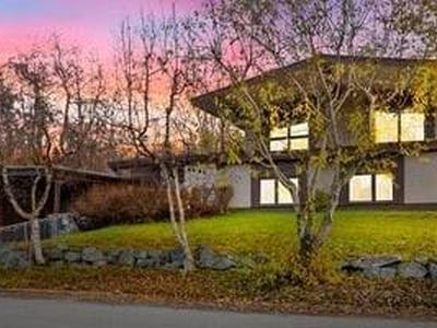 2461 Tagalak Dr, Anchorage, AK, 99504