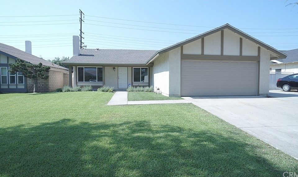 1st image of 2032 E Alondra St