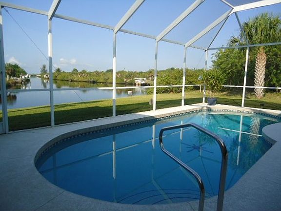 2nd image of 17288 Sabrina Cir