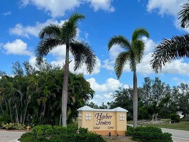 2060 Matecumbe Key Rd #2301 — Photo 25