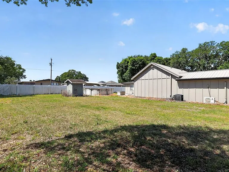 3240 Apfel Rd — Photo 5