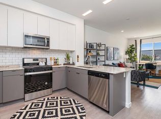 Airo at South Bay, Hawthorne, CA 90250