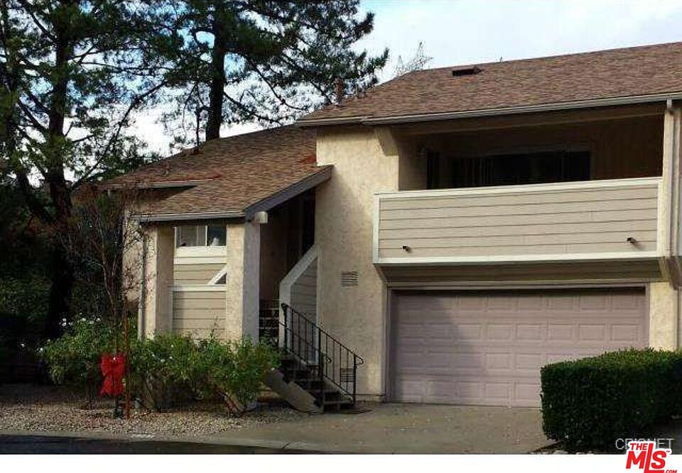 1st image of 26251 Rainbow Glen Dr