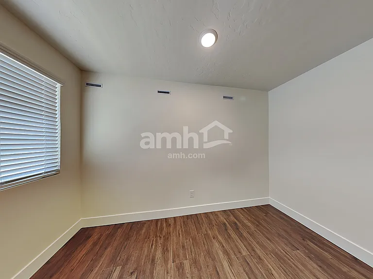 1336 N Alderleaf Ave — Photo 25