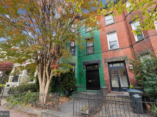 630 F St NE #1, Washington, DC 20002
