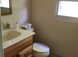 11 Shawmont Ln, Stony Brook, NY 11790