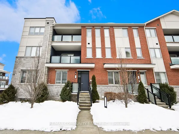 1148 Dragonfly Ave #511, Pickering, ON L1X 0H5