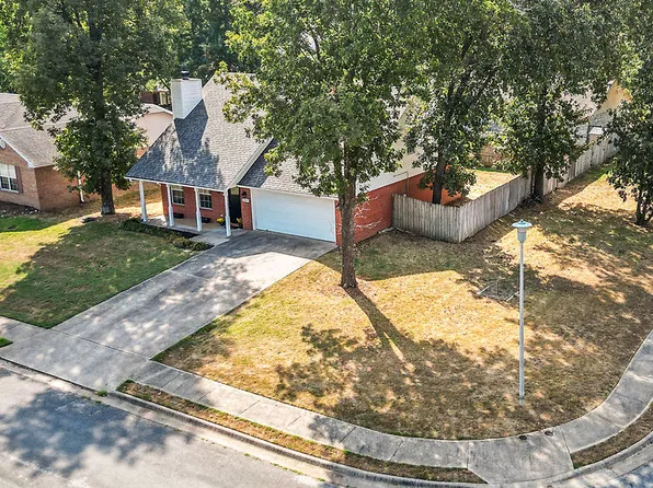 4489 W Chaparral Ln, Fayetteville, AR 72704