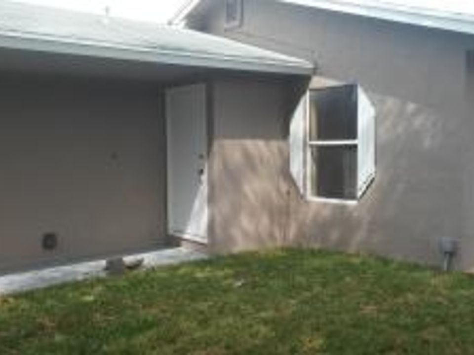 1st image of 3579 Harlowe Ave