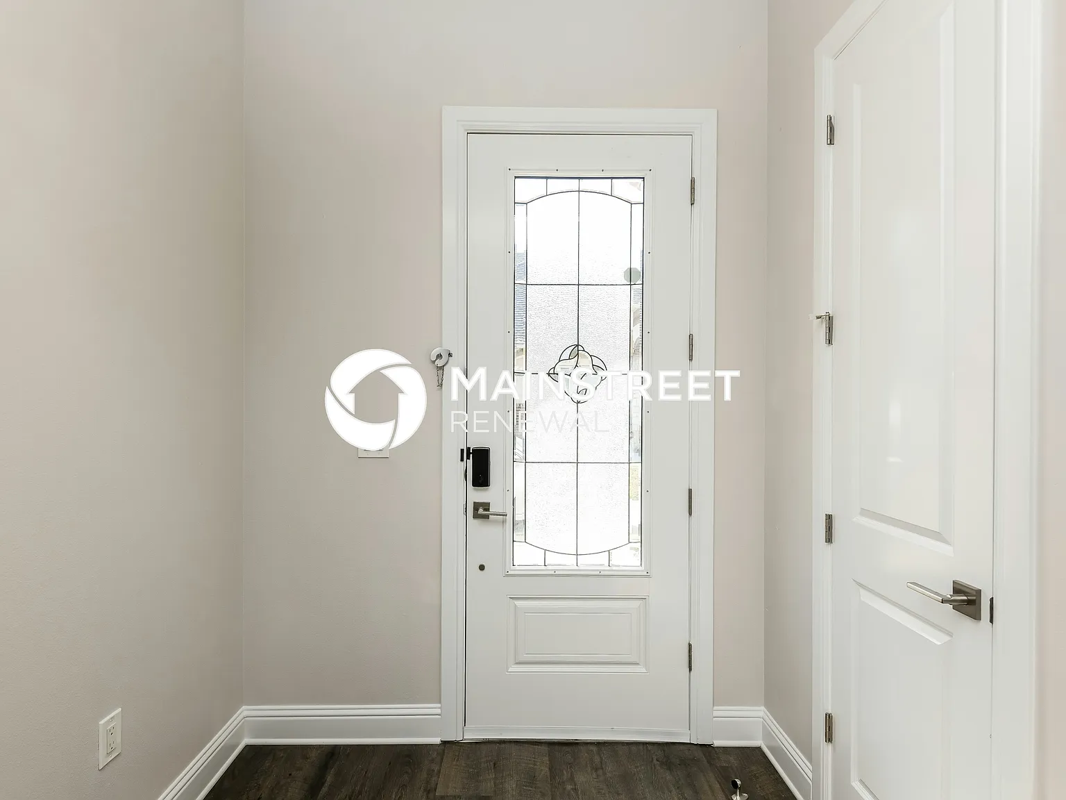 8841 Creek Run Rd #401 — Photo 3