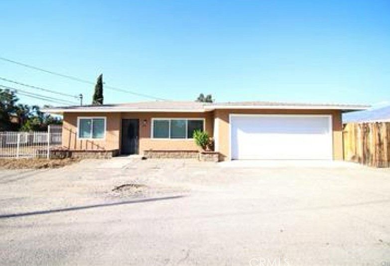 1st image of 7801 Eucalyptus Dr