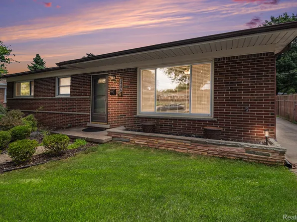24472 Beierman Ave, Warren, MI 48091