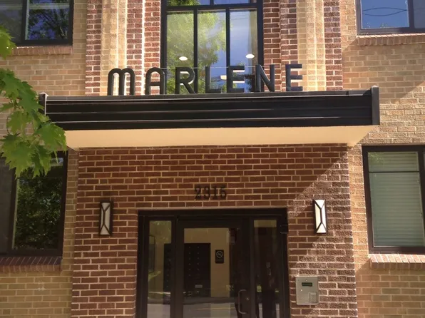 The most Beautiful Renovated Apartments - 1 block form Botanical Gardens