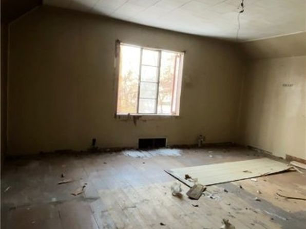 cleveland-ohio-33423666 picture