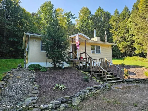 470 Blue Stone Rd, Laceyville, PA 18623