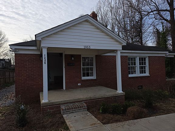 2nd image of 1953 Woodcrest Ave