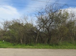 135 County Road 4635, Hondo, TX 78861