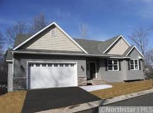 4626 Bedford Rd, Mound, MN 55364