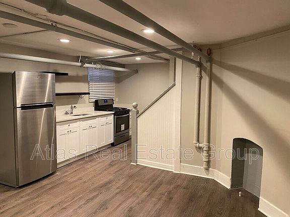 5th image of 1075-1085 N Clarkson St #12