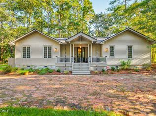 30 Wallace Road, Beaufort, SC 29907