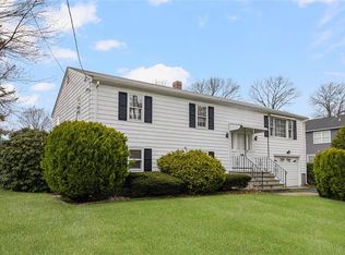 93 Norman St, Cumberland, RI 02864