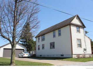 115 Crane St, Depew, NY 14043