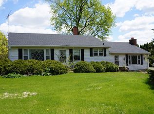 1S621 Green Rd, Elburn, IL 60119