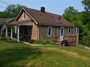 4065 Greenwood Rd, New Kensington, PA 15068
