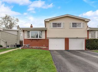 1802 N Wilshire Ave, Arlington Heights, IL 60004