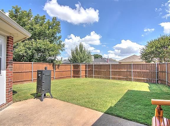 3rd image of 10814 Brandenberg Dr