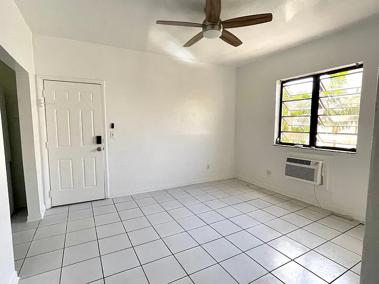 411 Meridian Ave #7 — Photo 8