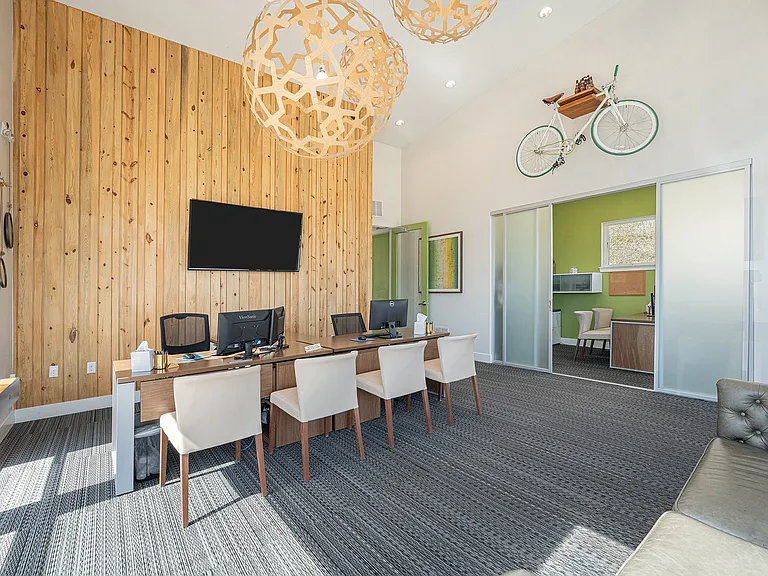 Basecamp at West 8th — Photo 14