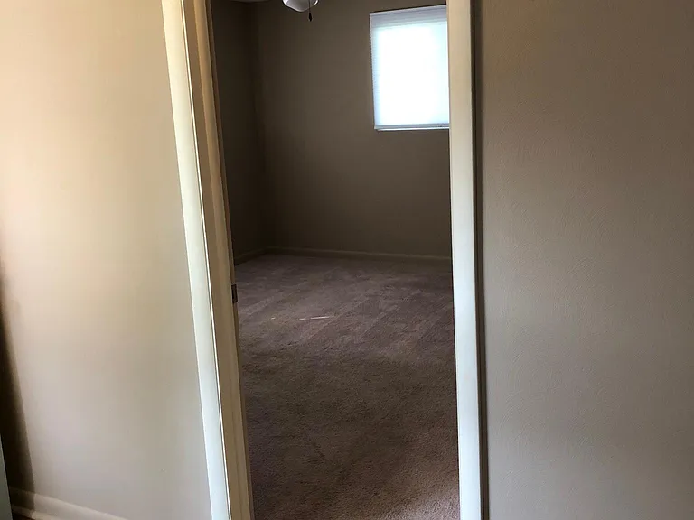 6916 Penrose Dr — Photo 6