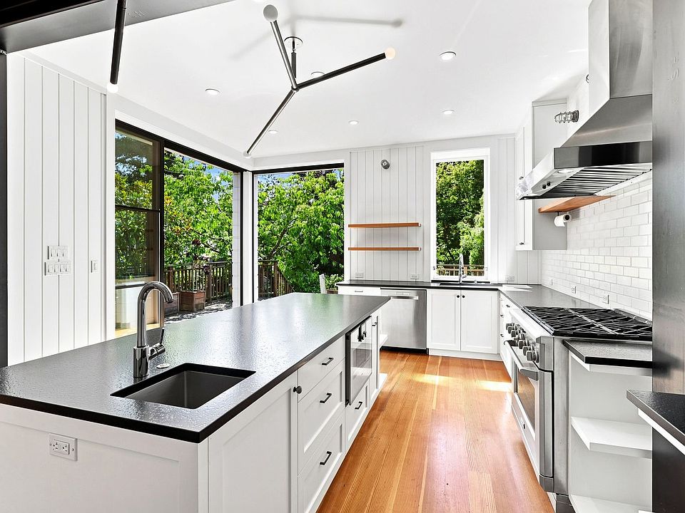 1st image of 2570 Folsom St