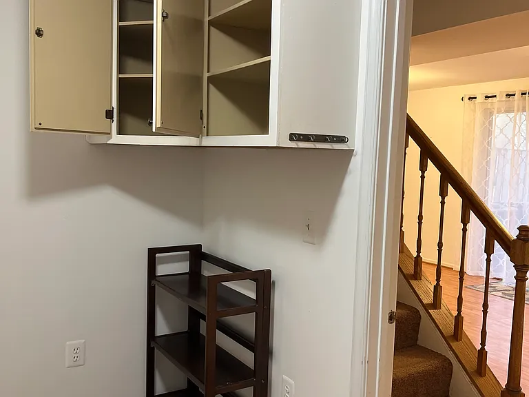 Sulgrave Ct — Photo 14