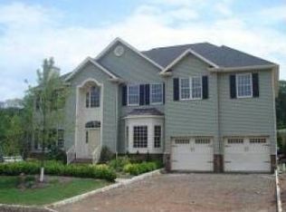 15 Haggerty Dr Bel Air, West Orange, NJ 07052