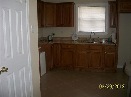 2nd image of 2900 General Ogden St