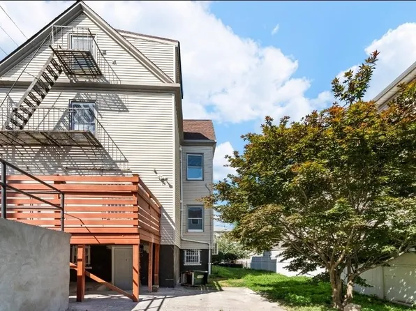 437 Bramhall Avenue image 18 of 26