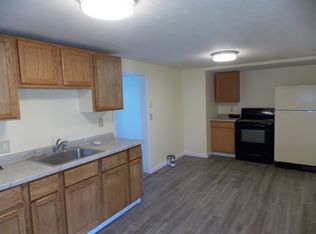 317 W Elm St, Hoopeston, IL 60942