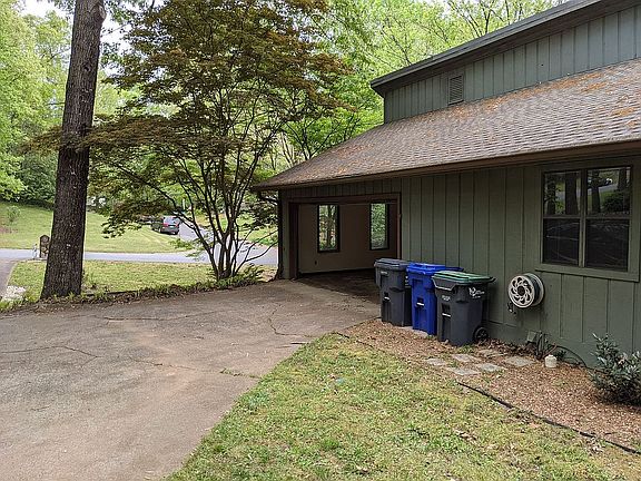 5th image of 2138 Winding Creek Ln SW