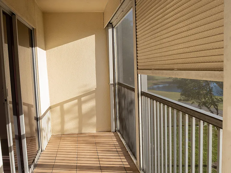 400 SW 134th Way #302F — Photo 32