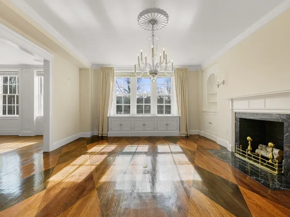 81 Beacon St #4, Boston, MA 02108