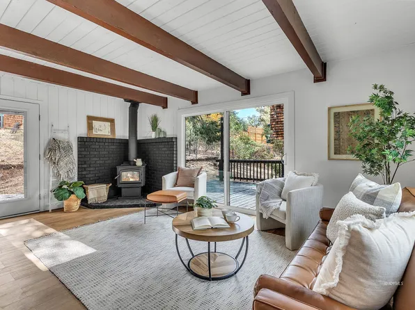52895 Cedar Dr, Idyllwild, CA 92549