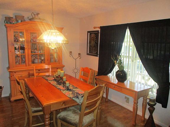 3rd image of 4595 Blue Pine Cir
