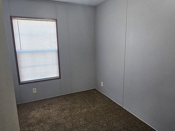 4th image of 204 Ashford Dr