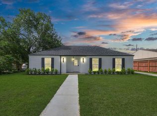 6249 Locke Ln, Houston, TX 77057