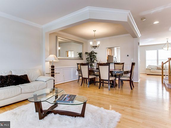 5th image of 5623 Sheals Ln