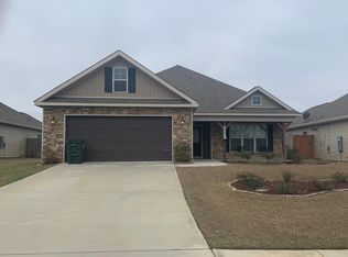 114 Savannah Ln, Bonaire, GA 31005