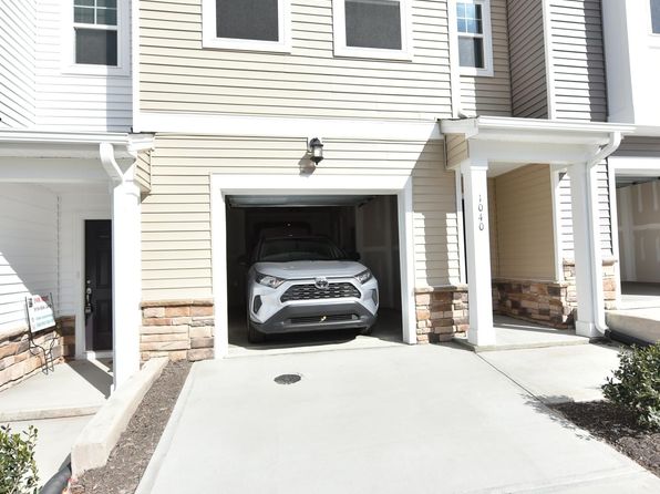 1040 Shoreside Dr